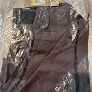 NWT Men’s  Nike Pro Dri-FIT tights GRAY